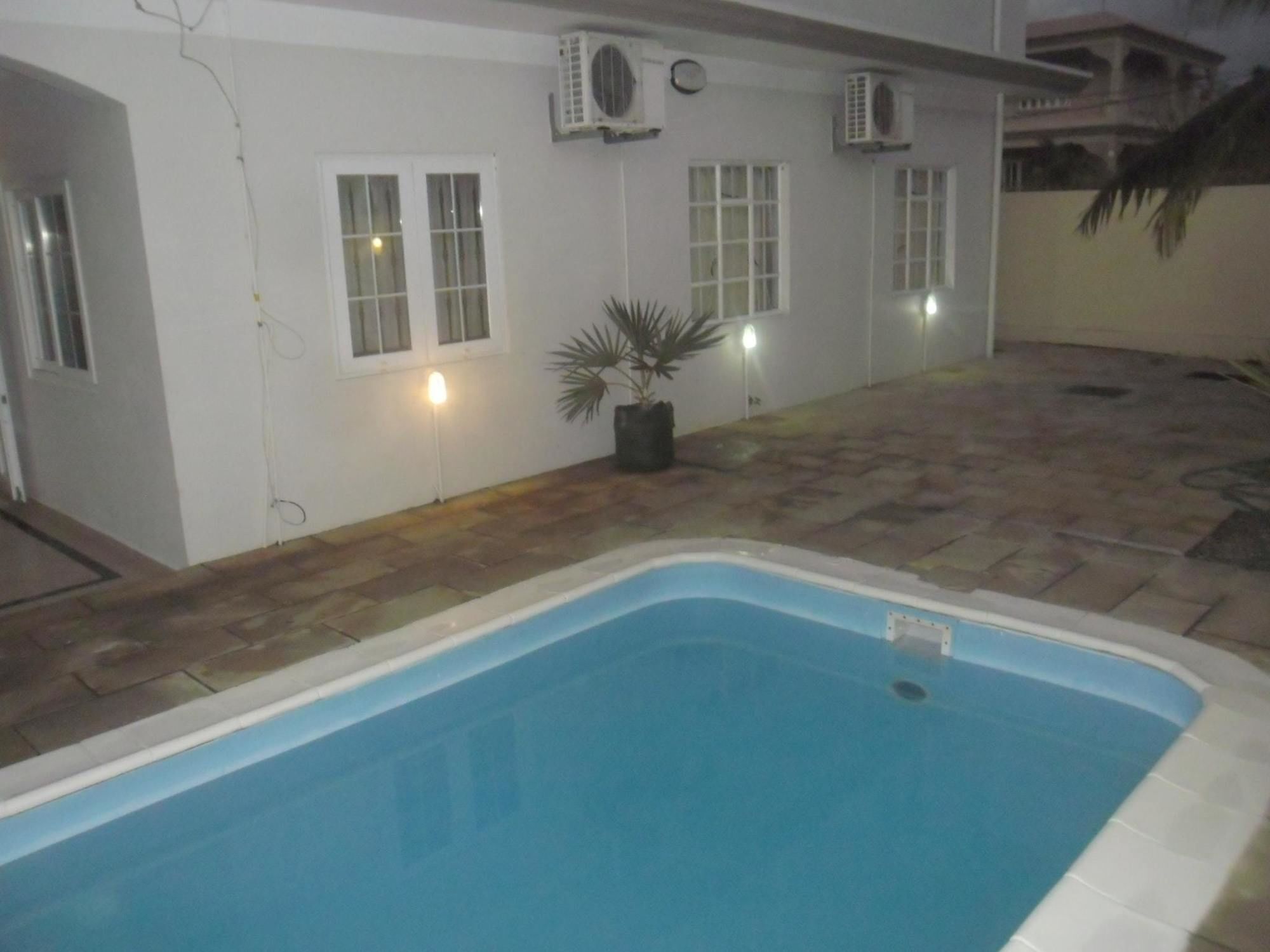 Villa With 6 Bedrooms In Pereybere, With Wonderful Mountain View, Priv Гранд Байе Екстериор снимка